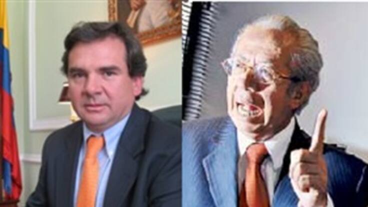 Juristas y dirigentes políticos afirman que convocatoria a sesiones extras fue irregular