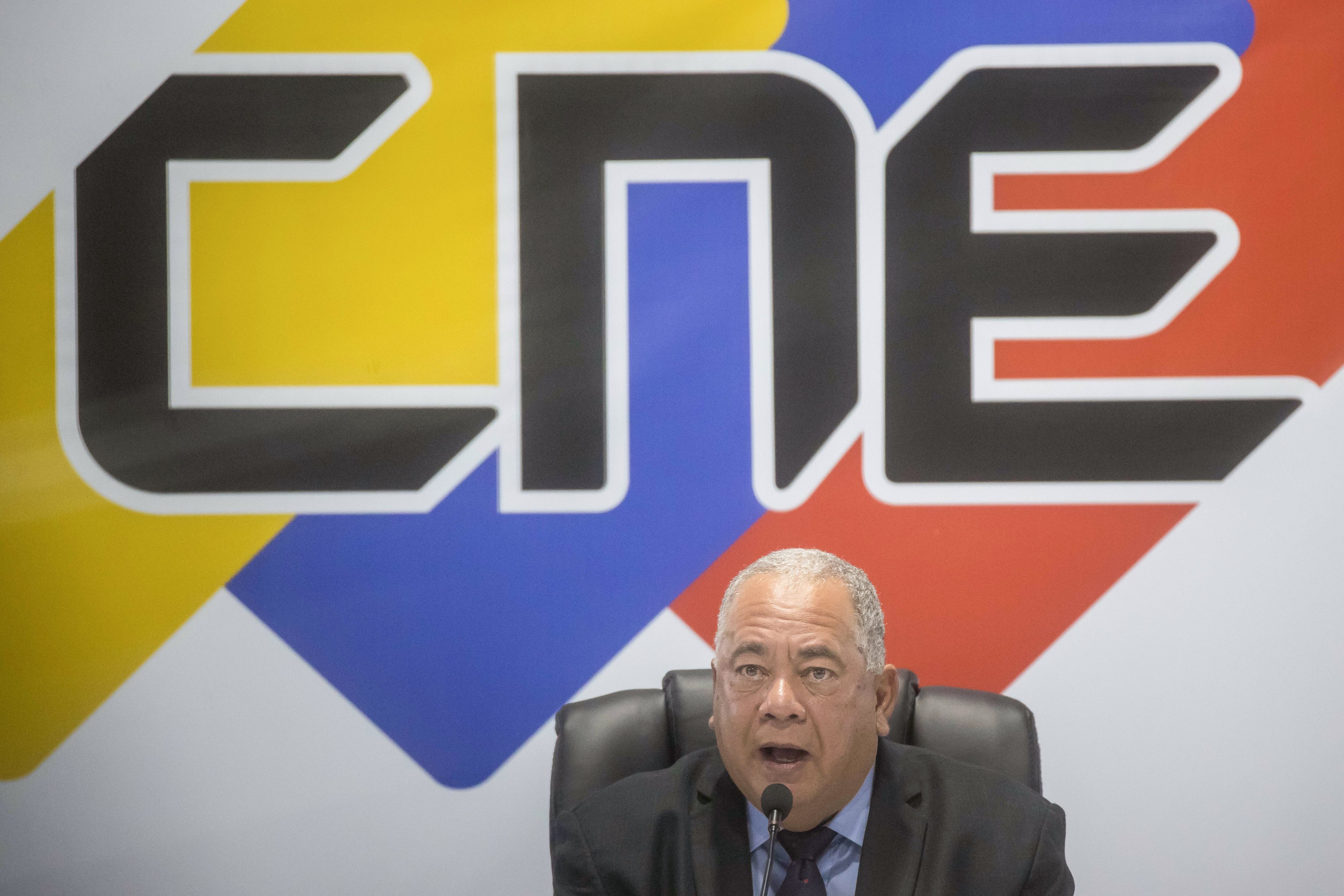 AME9683. CARACAS (VENEZUELA), 28/05/2024.- El presidente del Consejo Nacional Electoral (CNE), Elvis Amoroso, habla durante una rueda de prensa este martes en Caracas (Venezuela).