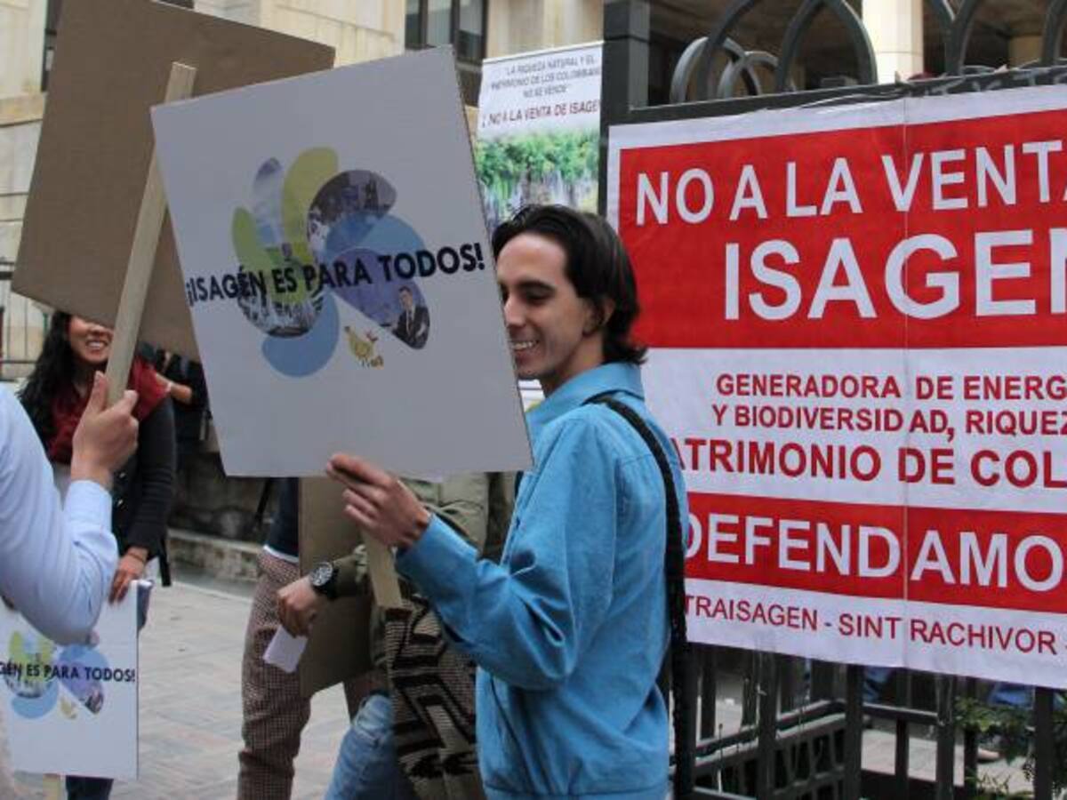 Organizaciones sociales llaman a concentración en contra de venta de Isagen