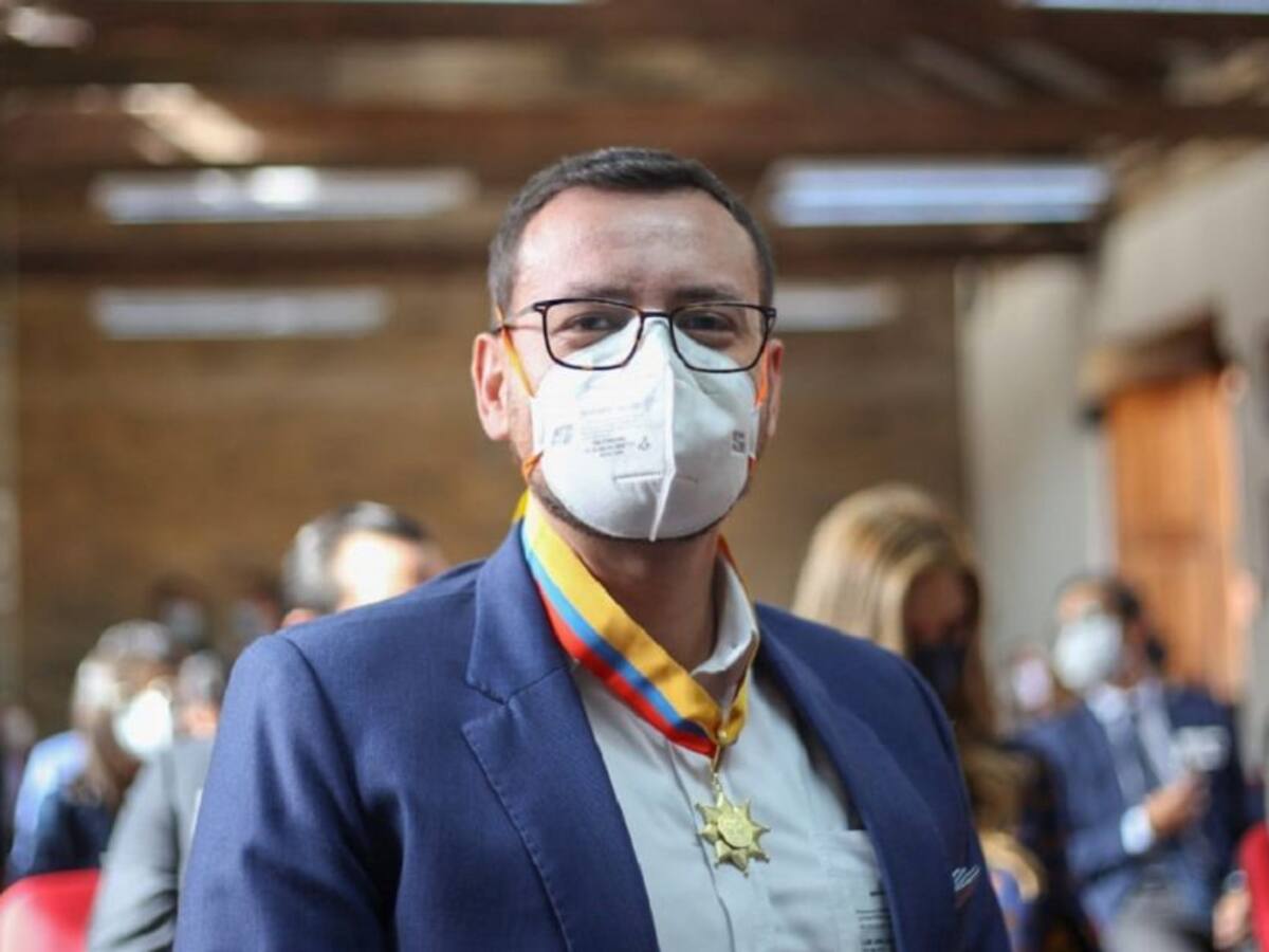 Distinción al Gobernador de Caldas por sus programas de vivienda