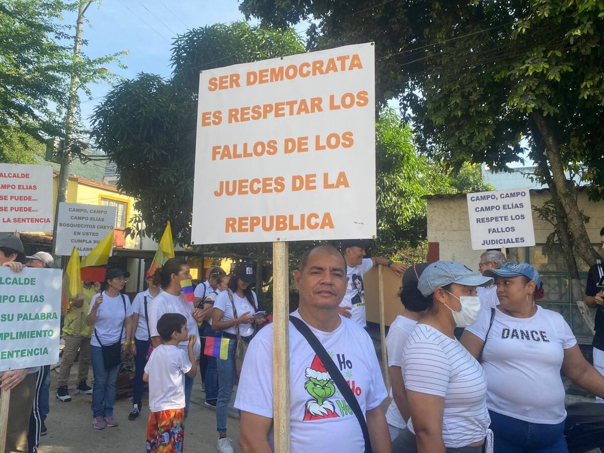 Piden al alcalde de Girón acatar fallo judicial