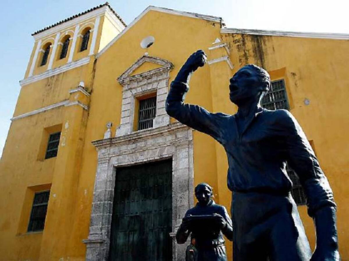 Cartagena celebra 204 años de independencia