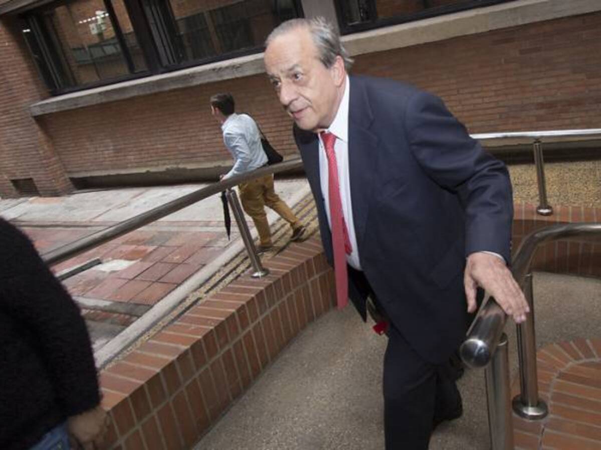 Víctor Pacheco primer testigo por escándalo de soborno a la Corte Constitucional
