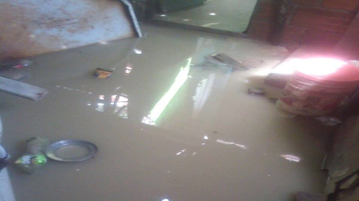 En canoas se desplazaban damnificados en Palmar de Varela