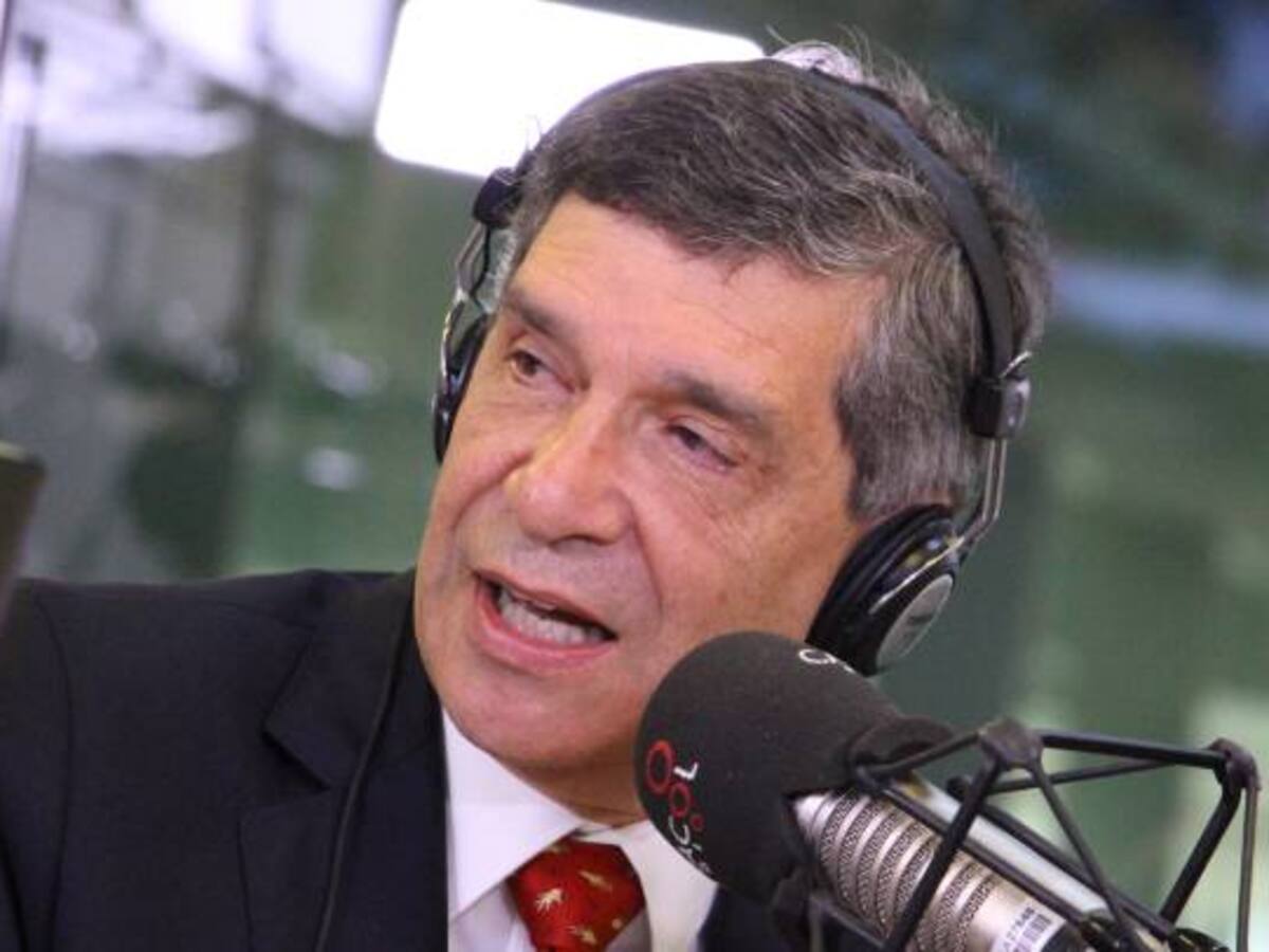 No voy a poner pico y placa para motos ni a modificar el de particulares: Pardo