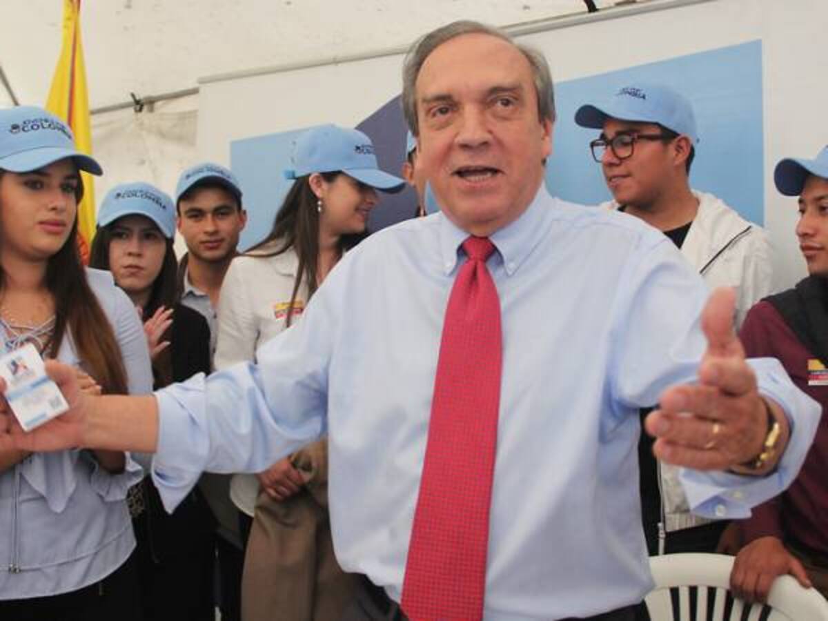 Conservadores piensan que Luis Alfredo Ramos debe ser fórmula de Vargas