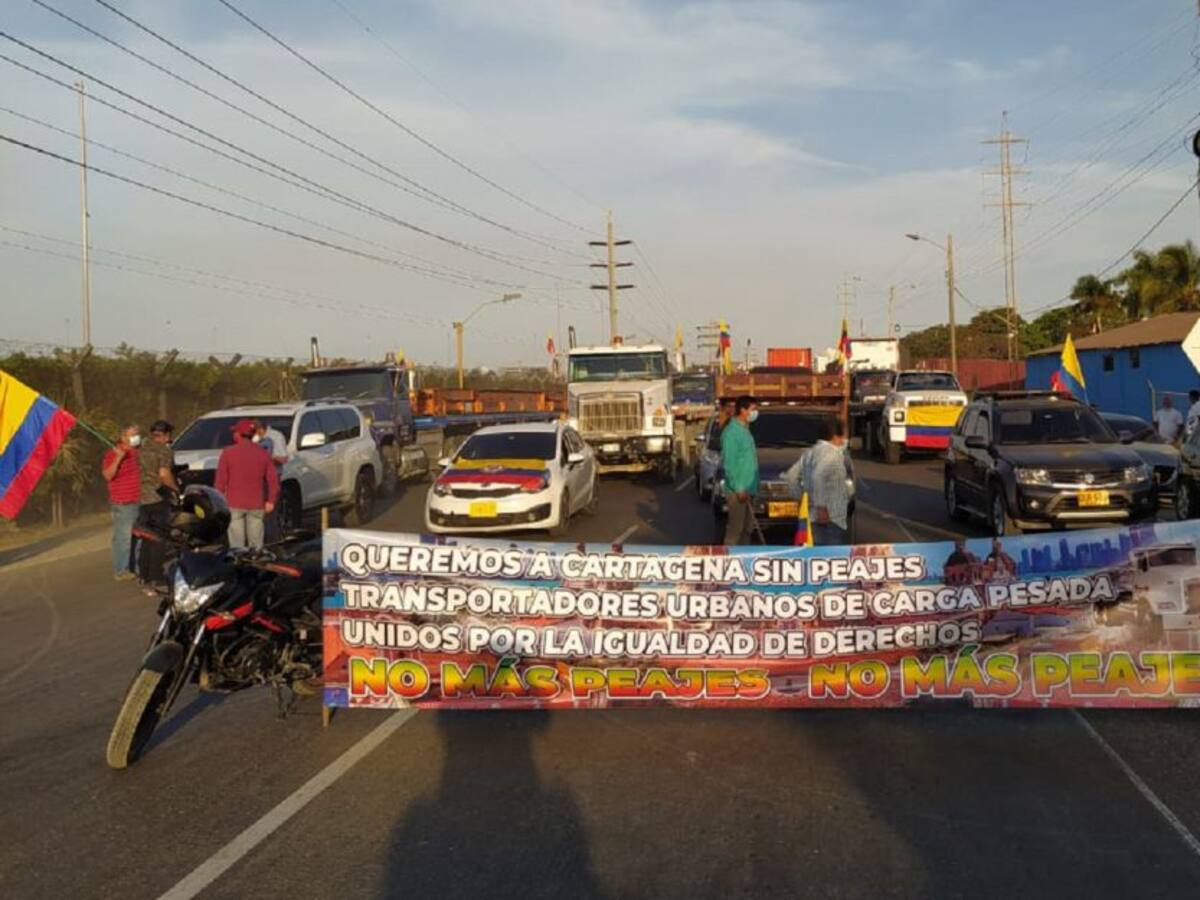 Un mes de protestas por cobro de peajes en Cartagena