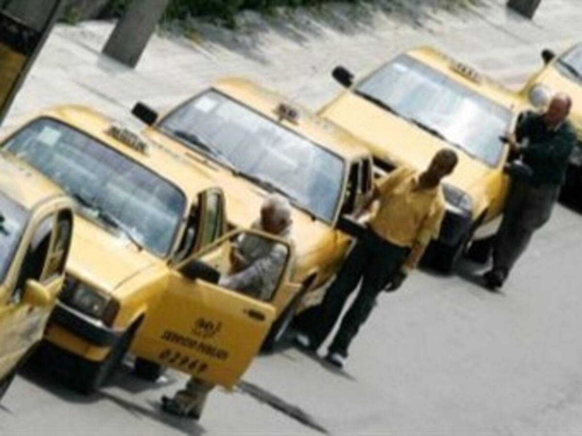 En ‘zonas amarillas’ de Bogotá revisarán antecedentes judiciales de taxistas y pasajeros