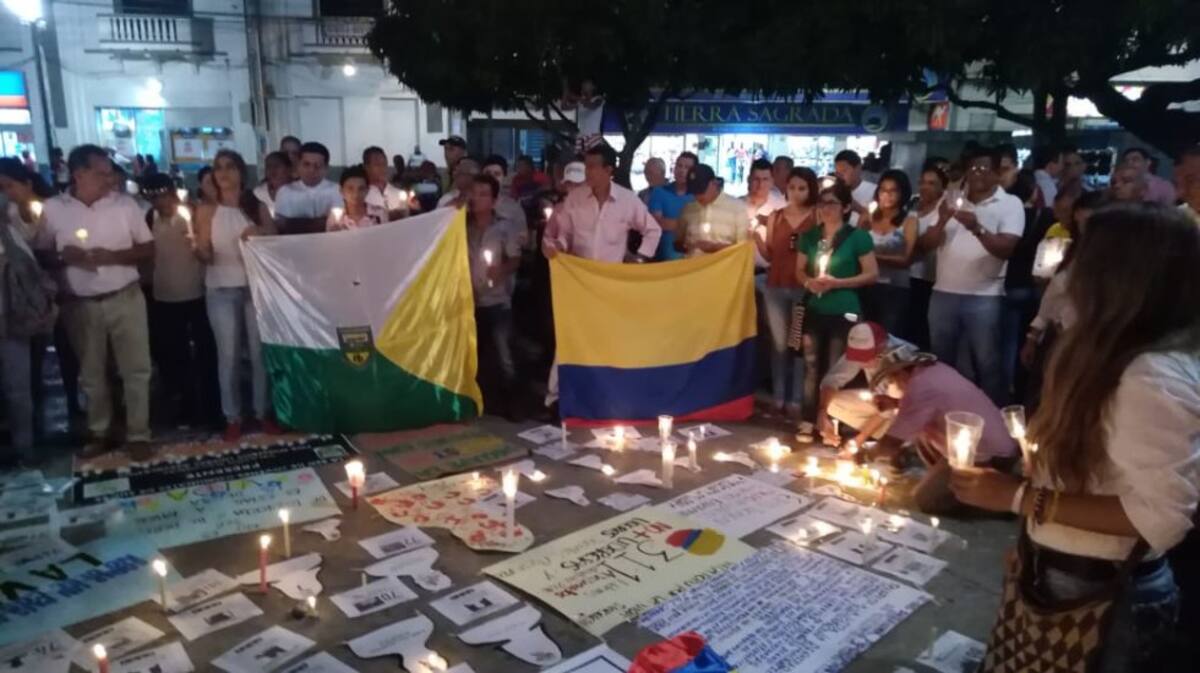 Funcionarios públicos se sumaron a la Velatón en Sincelejo