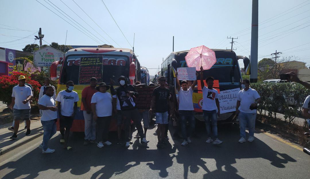 Las rutas alimentadoras iniciaron despachos a las 4:30 de la mañana y las troncales a las 5:00
