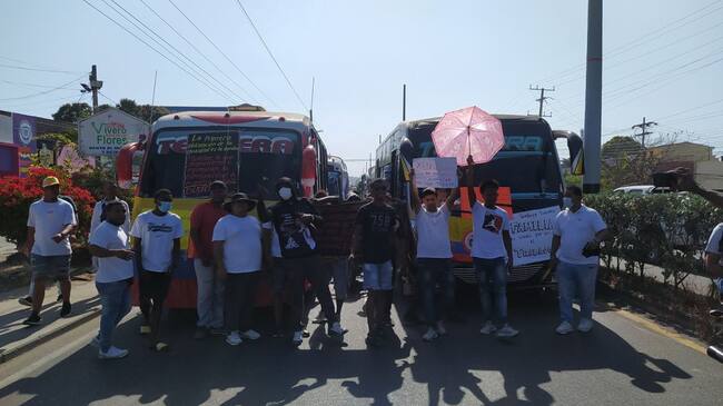 Las rutas alimentadoras iniciaron despachos a las 4:30 de la mañana y las troncales a las 5:00