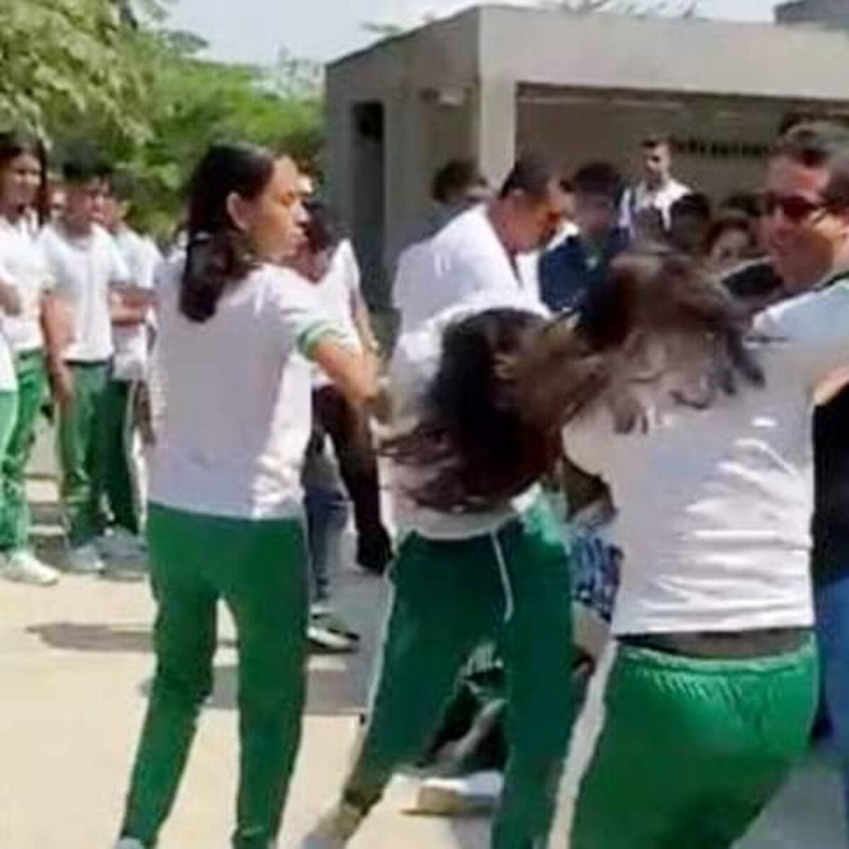 Dos casos de riñas y consumo de alcohol en colegios del Huila
