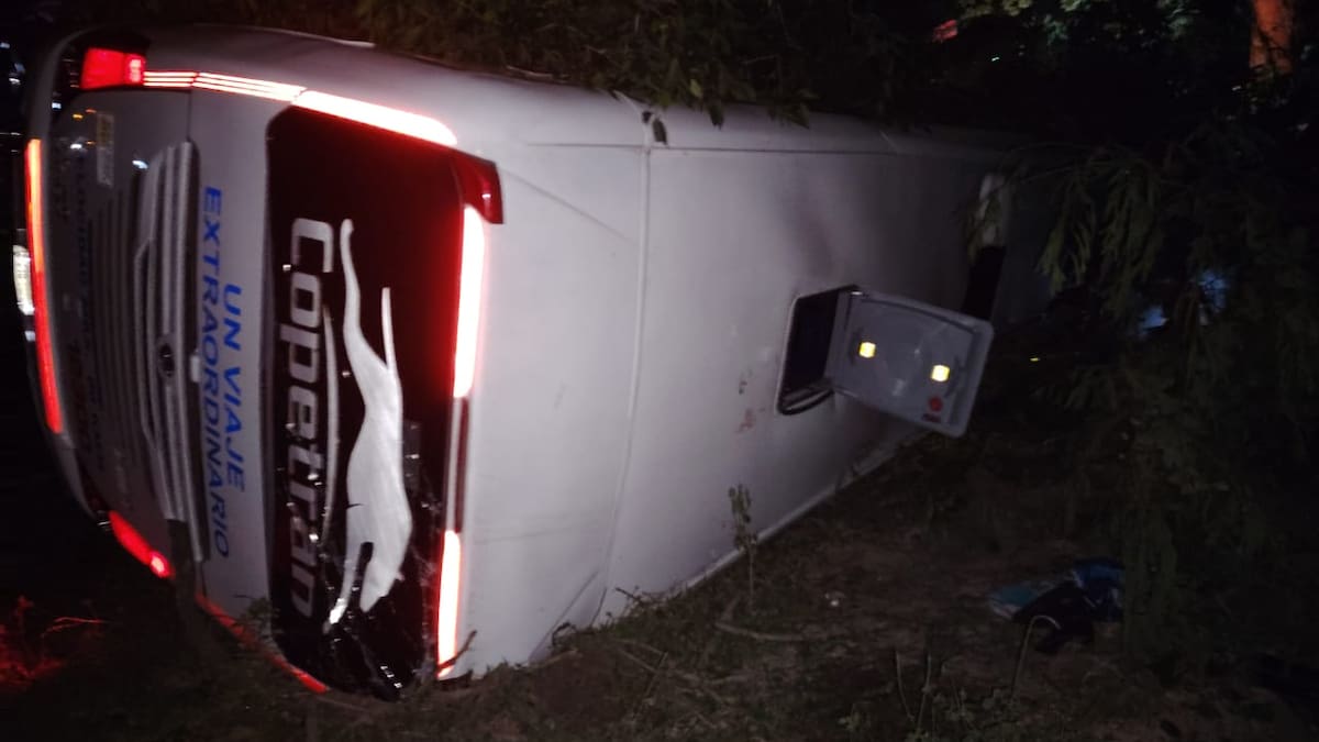 Tres muertos deja un accidente de bus en vías del Cesar