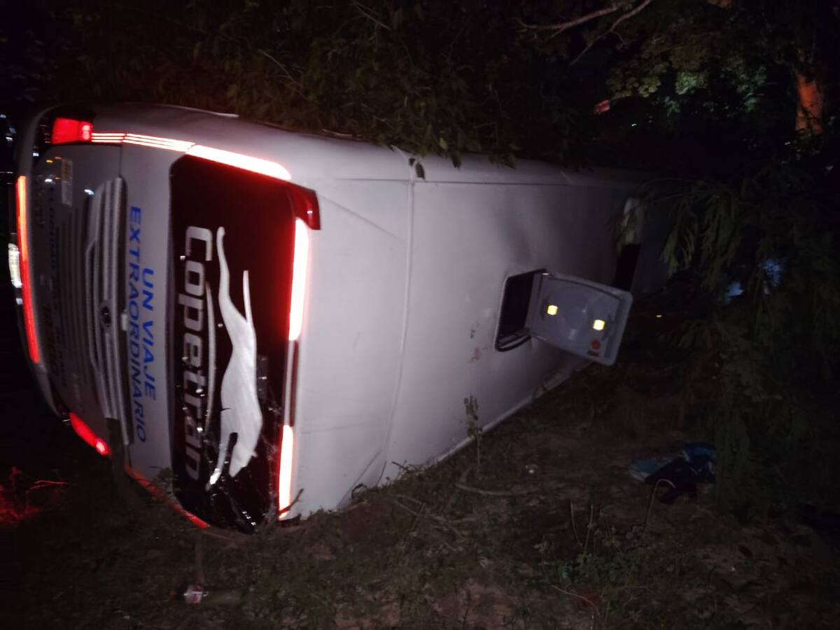 Tres muertos deja un accidente de bus en vías del Cesar