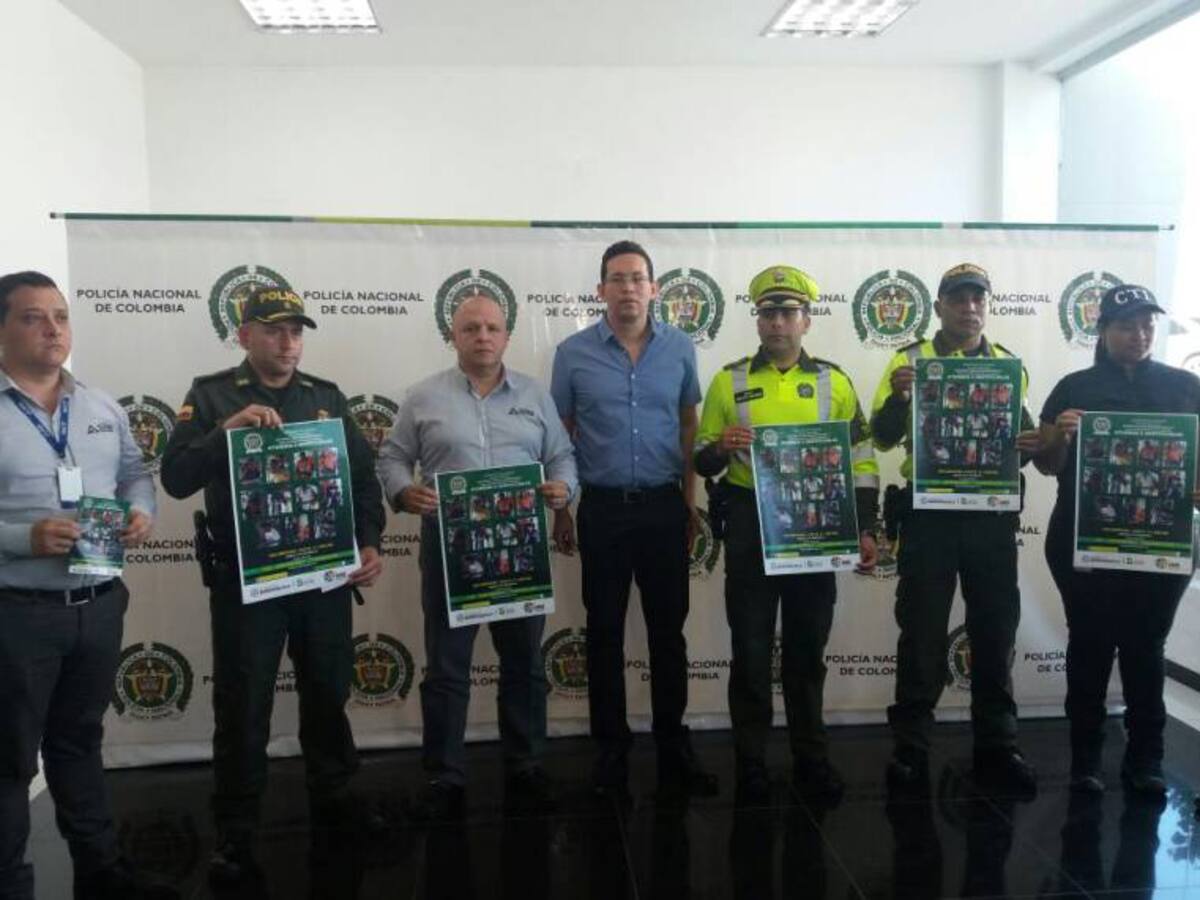 Revelan cartel de los más buscados por atracos en buses de Barranquilla