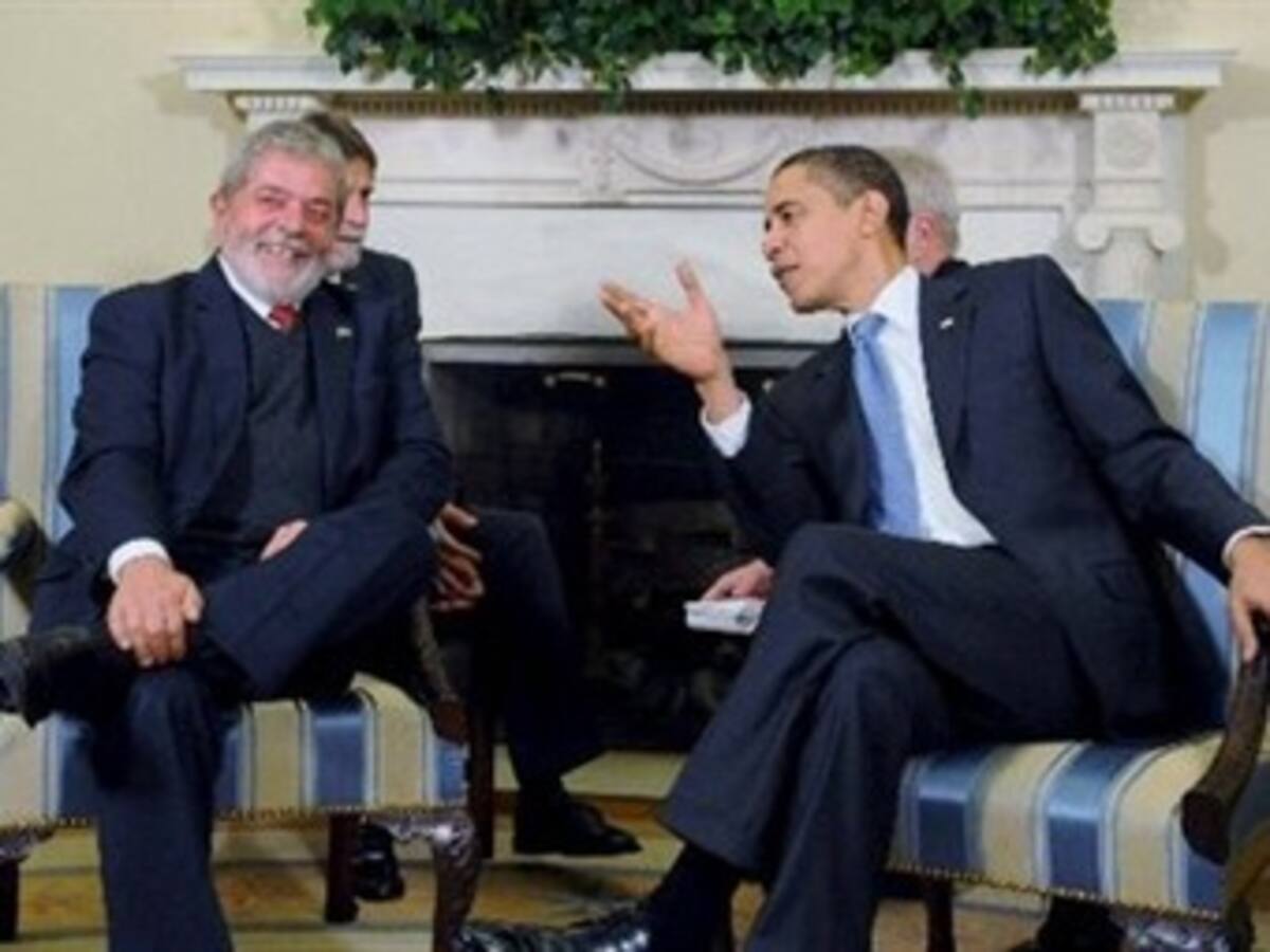Lula propone reunión a Obama con Unasur, por acuerdo militar entre Colombia y EE.UU.