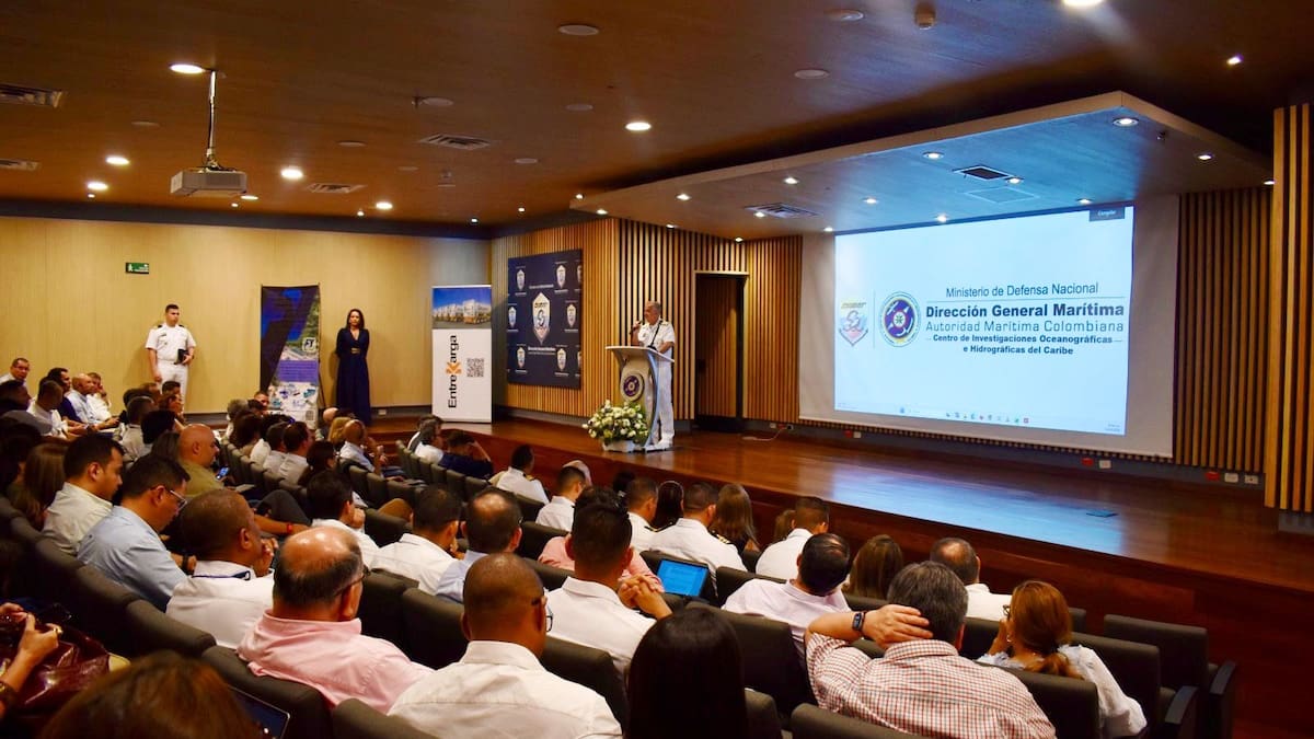 Cartagena realiza Primer Simposio sobre Proyectos de Importación de Gas Natural Licuado