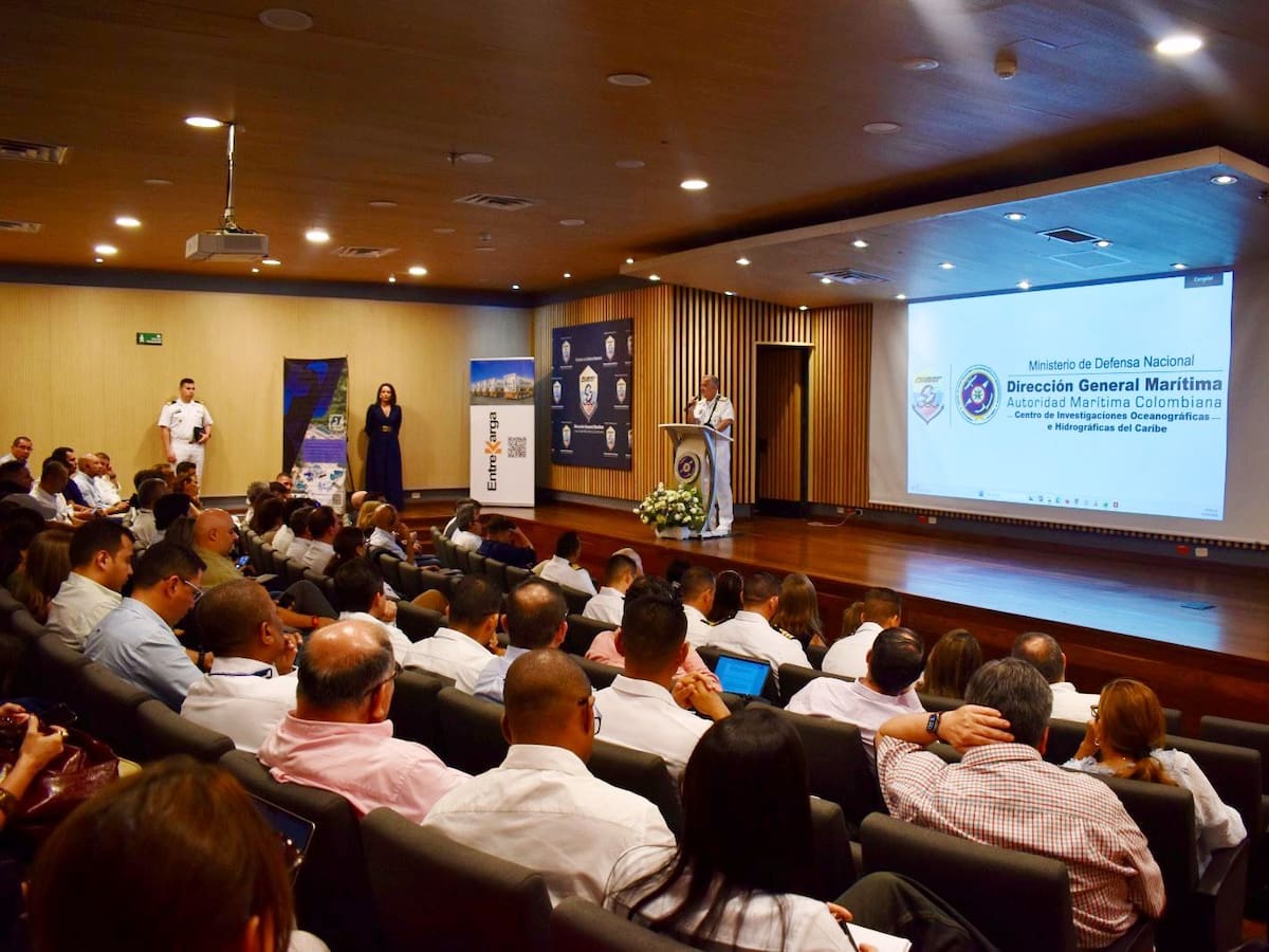 Cartagena realiza Primer Simposio sobre Proyectos de Importación de Gas Natural Licuado