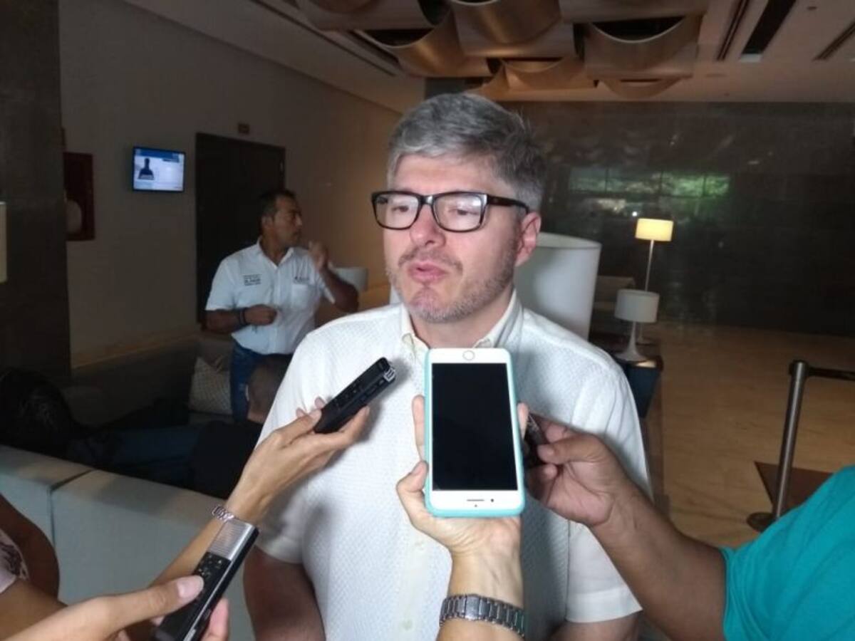 Comisión de Navegación destaca avances aeroportuarios de Colombia