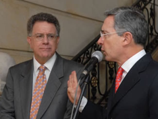 Mancuso acusa a Luis Carlos Restrepo de ser “instigador” del asesinato de Vicente Castaño