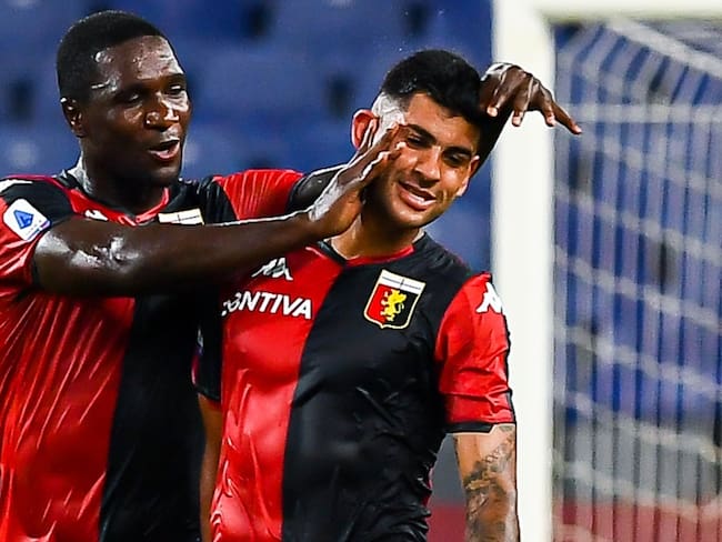 Con Zapata los 90 minutos, Genoa goleó y se salvó del descenso