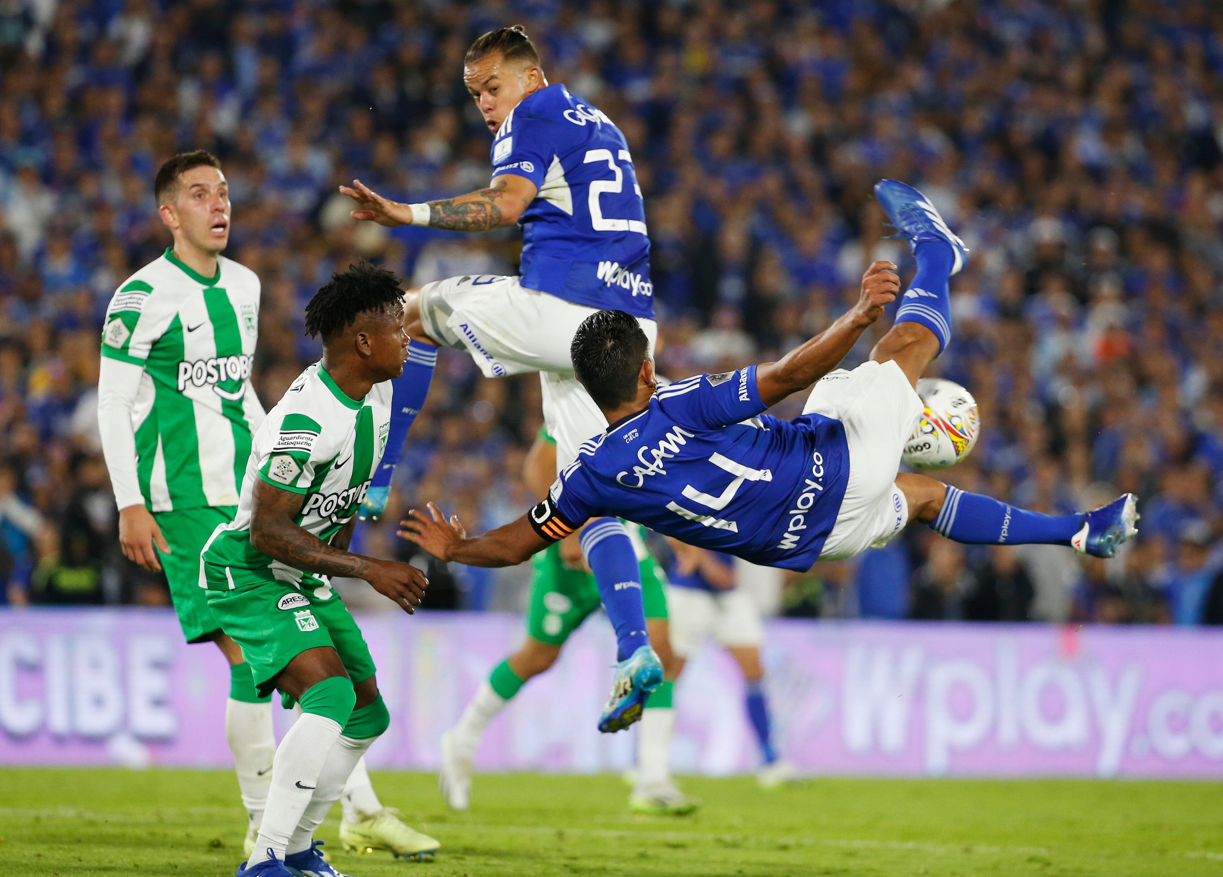 Millonarios y Nacional se suman al torneo desde los octavos de final. (Photo by John Vizcaino/VIEWpress via Getty Images)