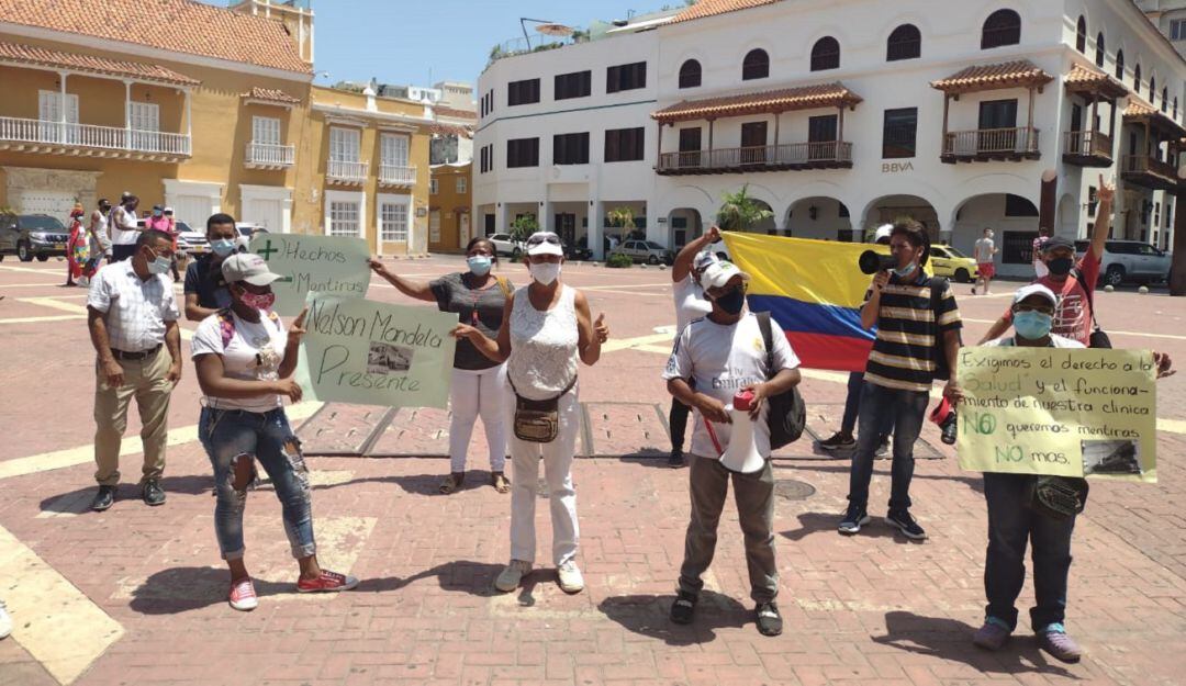 La comunidad se manifestó en los bajos de la Alcaldía de Cartagena