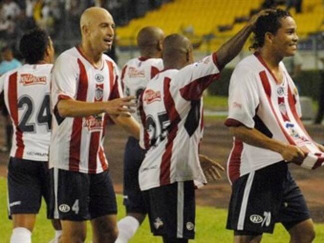 Tolima supera 1-0 al Pereira y es nuevo líder, Junior se metió tercero al vencer 2-0 a Santa Fe