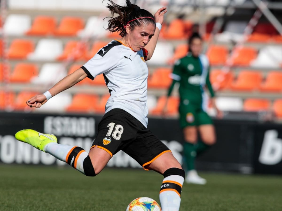 Natalia Gaitán se despidió del Valencia luego de cinco años