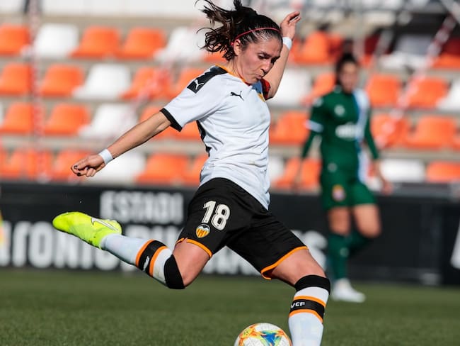 Natalia Gaitán se despidió del Valencia luego de cinco años