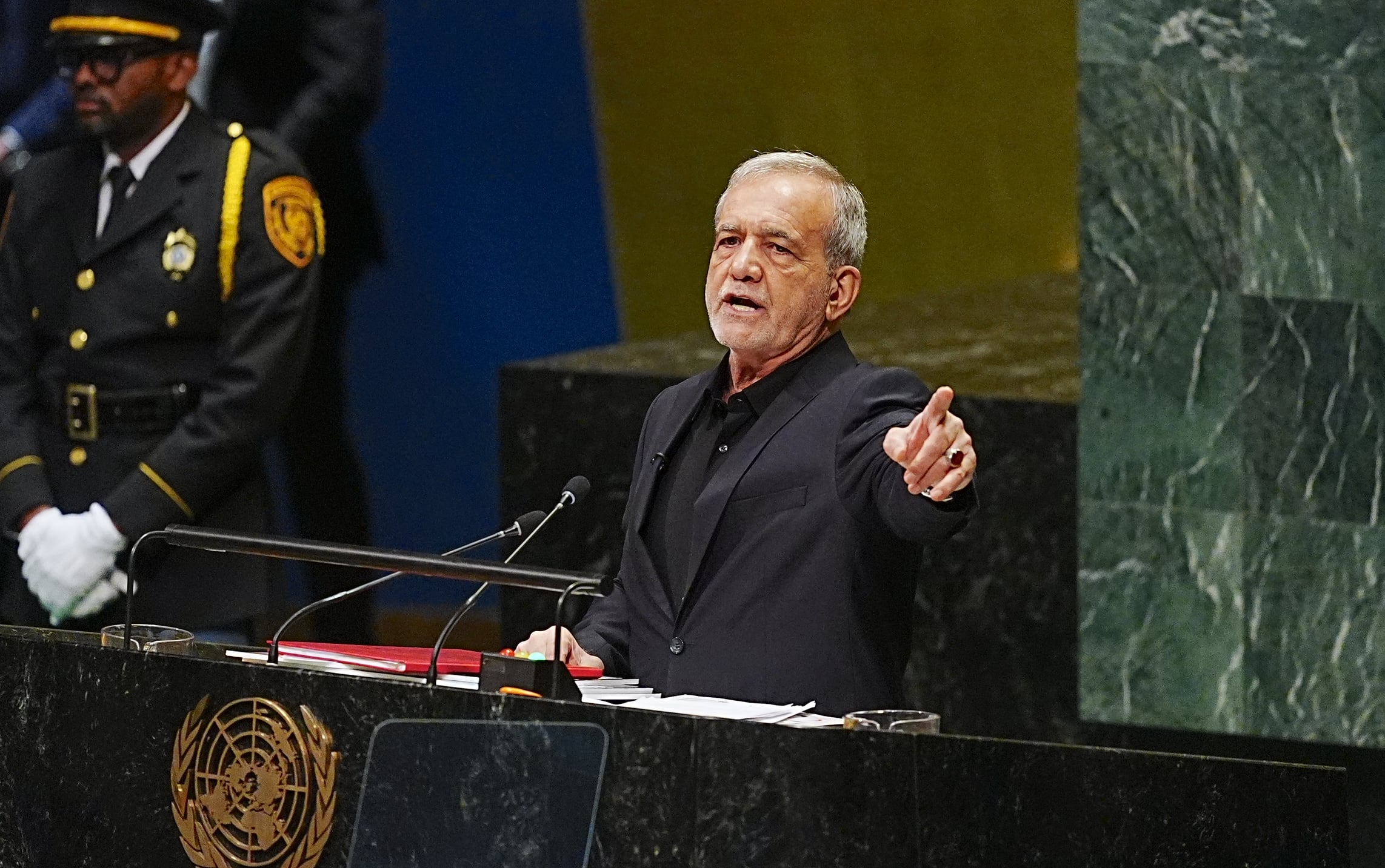 El presidente de Irán, Masoud Pezeshkian, durante su discurso en la versión 81 de la Asamblea General de Naciones Unidas en Nueva York.
(Foto: Selcuk Acar/Anadolu via Getty Images)