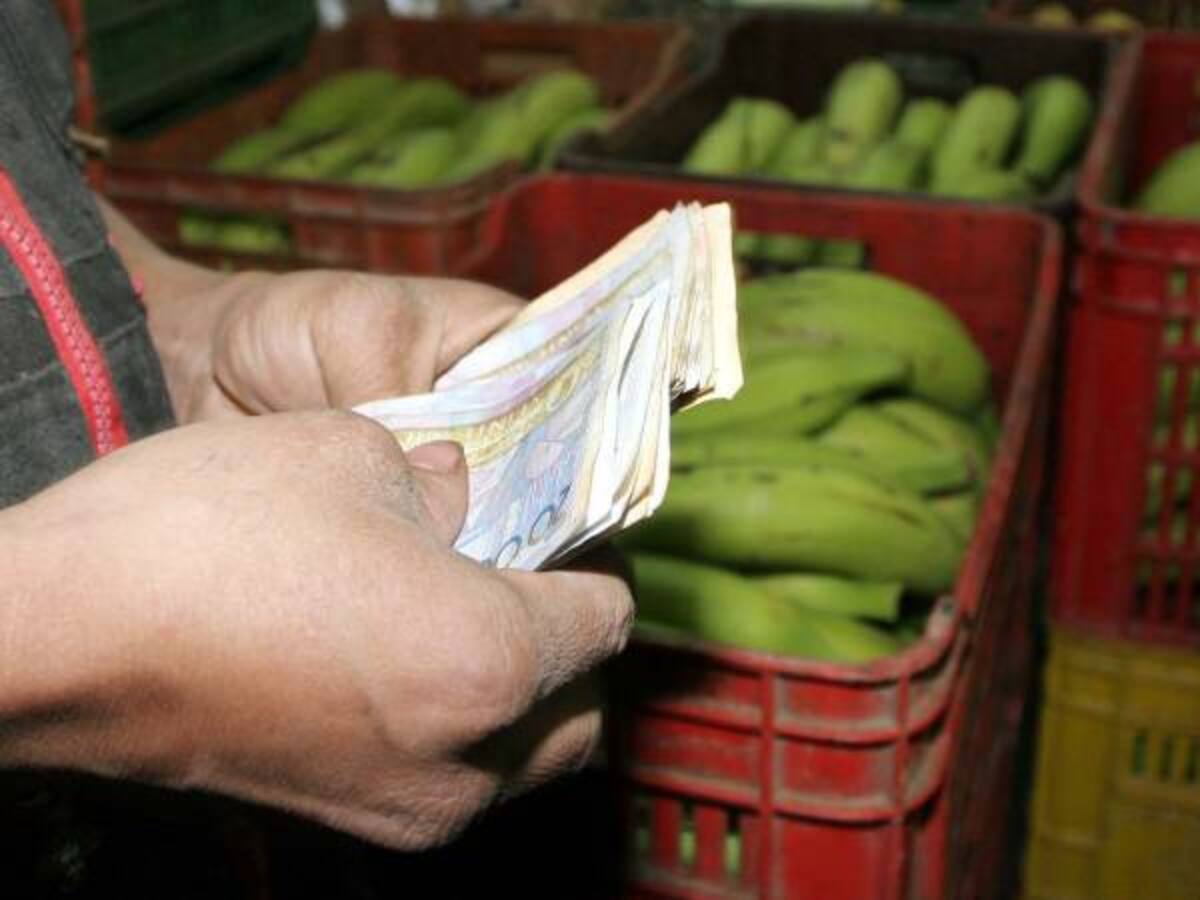 Amas de casa ya notan alza en precios de la canasta familiar