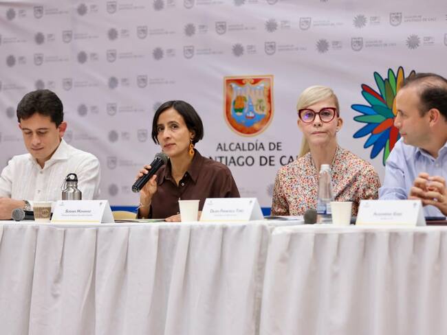 Comité Directivo de la COP16 liderado por la ministra de Ambiente, Susana Muhamad; la gobernadora del Valle del Cauca, Dilian Francisca Toro; y el alcalde de Cali, Alejandro Eder. Cortesía: @MinAmbienteCo