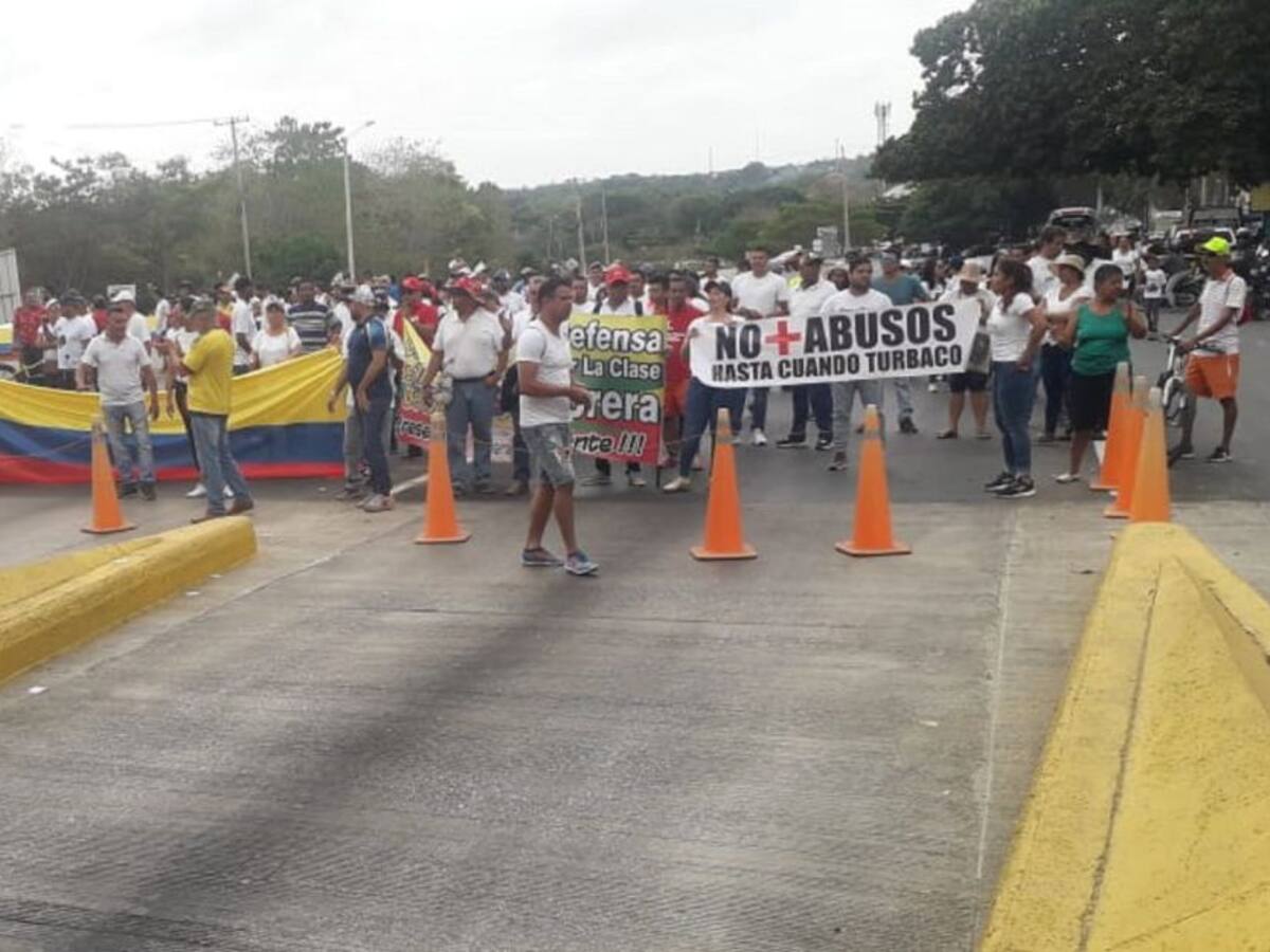 Por una protesta bloquean ingreso a Cartagena por la Troncal de Occidente