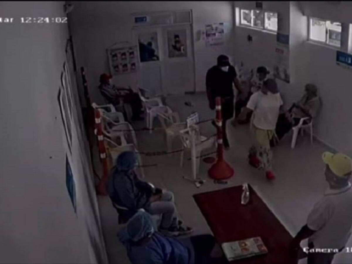 Rafa Pérez y su esposa recibieron la vacuna contra COVID-19 el 13 de abril