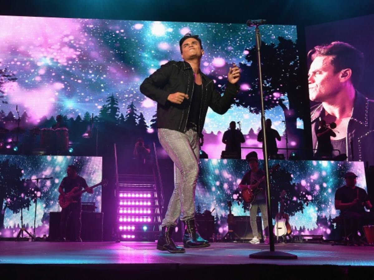 Silvestre Dangond ¿Se quitó el ombligo?