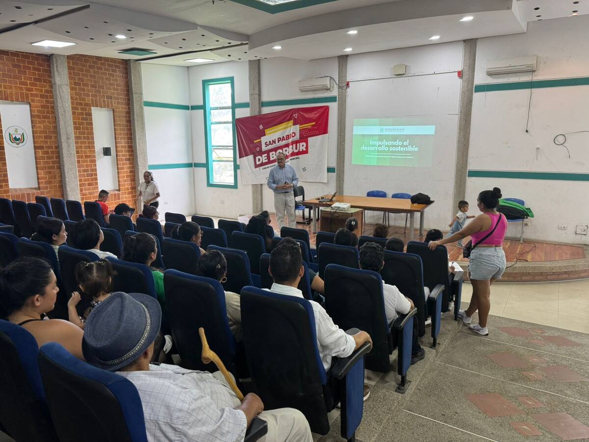 Fedesmeraldas capacita a comunidades de Boyacá para acceder al Fondo Nacional de la Esmeralda