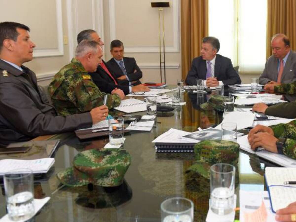 "Nuestra Fuerza Pública no dispara contra civiles": Santos