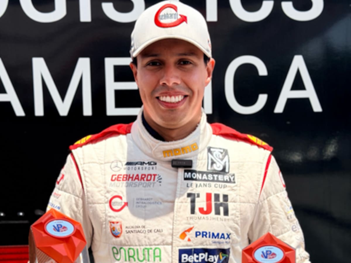 El Piloto Óscar Tunjo amplió su liderato en el IMSA con victoria y podio en Canadá