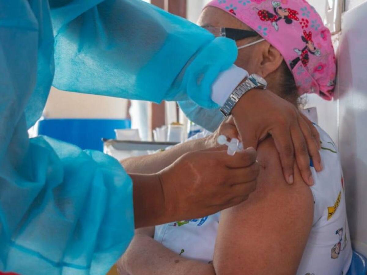 Cartagena: más de 107 mil personas no se han vacunado contra el COVID-19