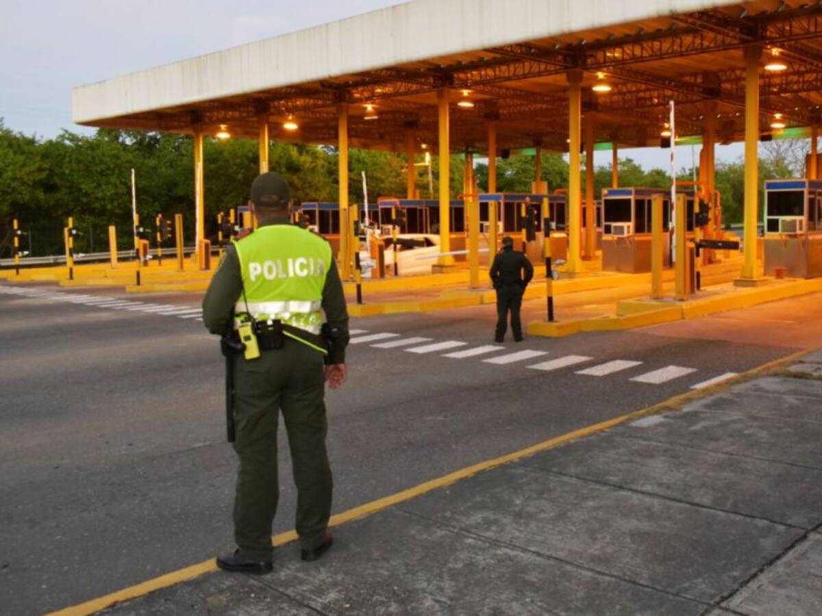 Policía mantiene presencia permanente en peajes de Cartagena