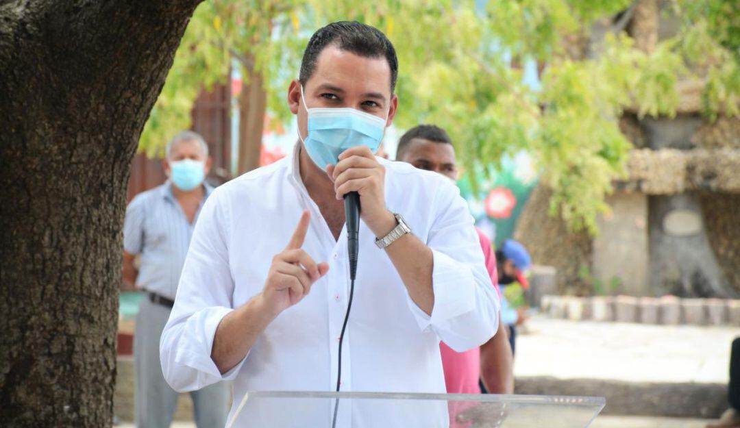 Nemesios Roys, gobernador de La Guajira