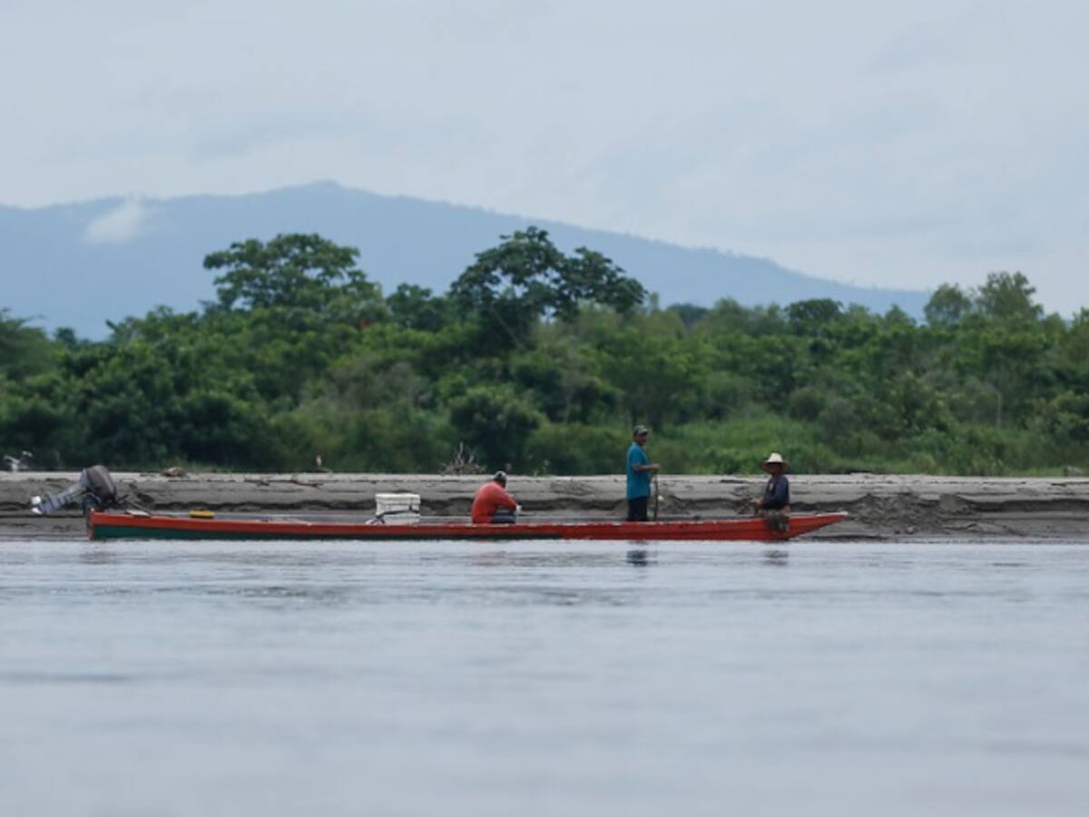 Paralizado el transporte fluvial en embalse la Salvajina en Suárez- Cauca