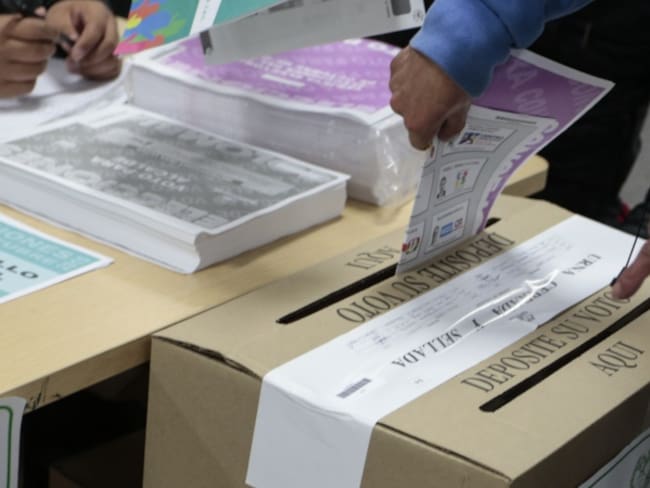 Más de 800.000 colombianos están habilitados para votar en el exterior
