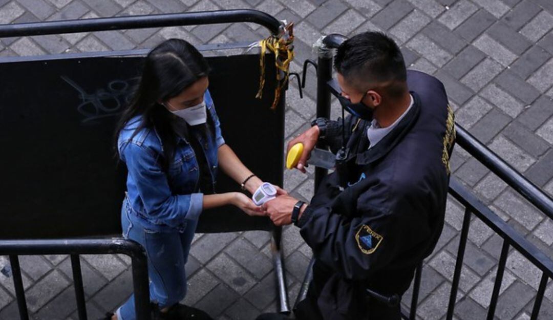 Pico y cédula en Bogotá.