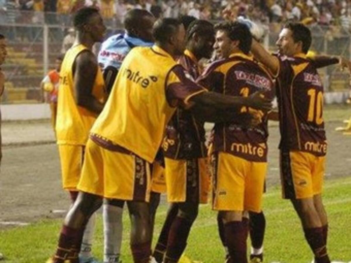 El Tolima derrota 2-0 a Envigado en el inicio de la fecha 13