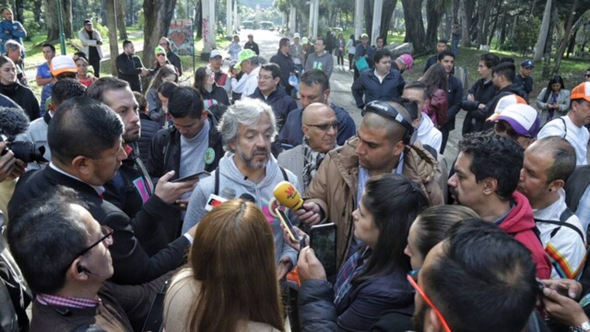 Nuestro único compromiso es con habitantes de Bogotá: Oviedo por posible apoyo de Creemos