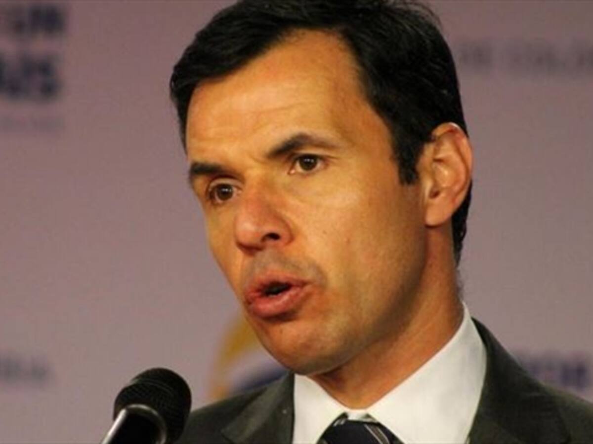 “Hay un Caguán de diferencia entre procesos de paz de Pastrana y Santos”