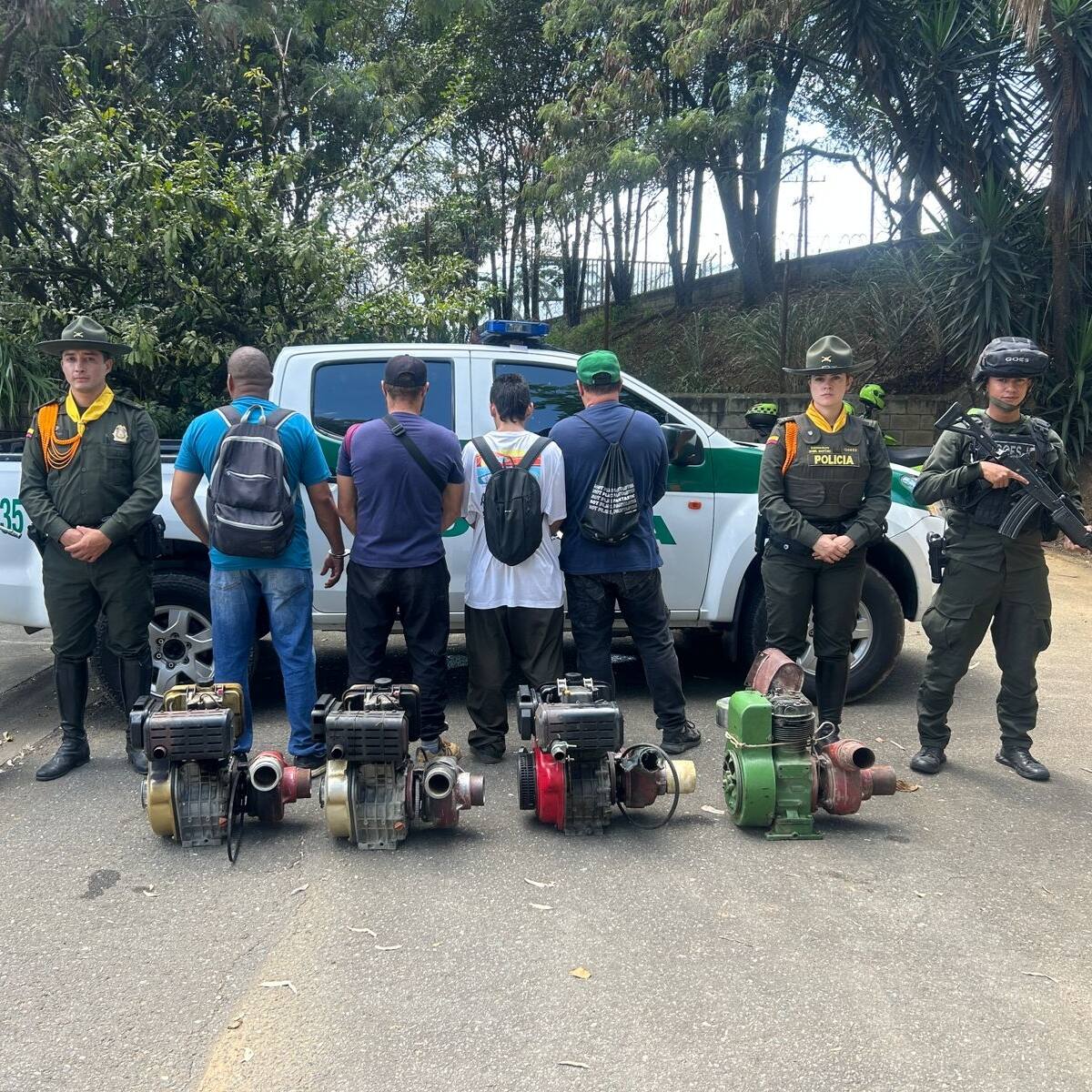 En Barbosa capturaron a cuatro personas por minería ilegal en el río Medellín