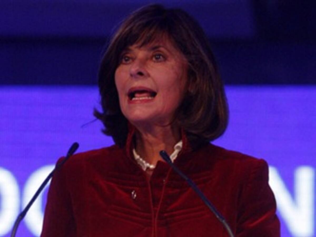 Santos ha dudado en la defensa de las instituciones: Marta Lucía Ramírez